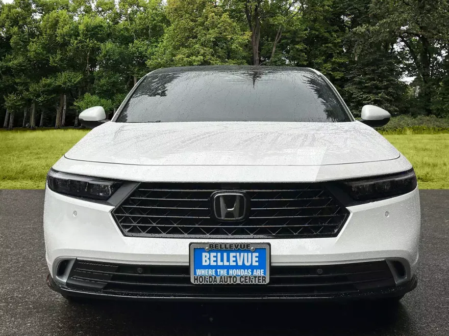 2025 Honda Accord Hybrid Touring photo 1
