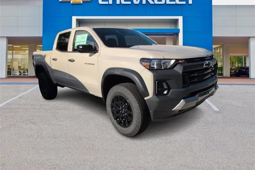2026 Chevrolet Colorado Trail Boss photo 1