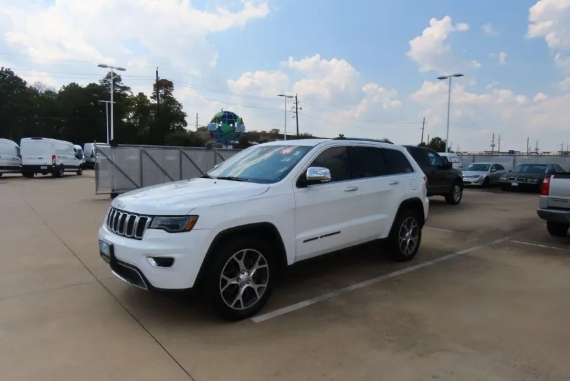 2019 Jeep Grand Cherokee Limited photo 1