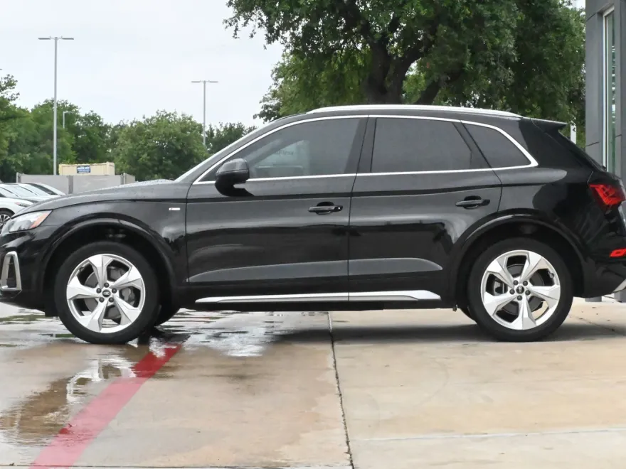 2023 Audi Q5 S line Premium Plus photo 1