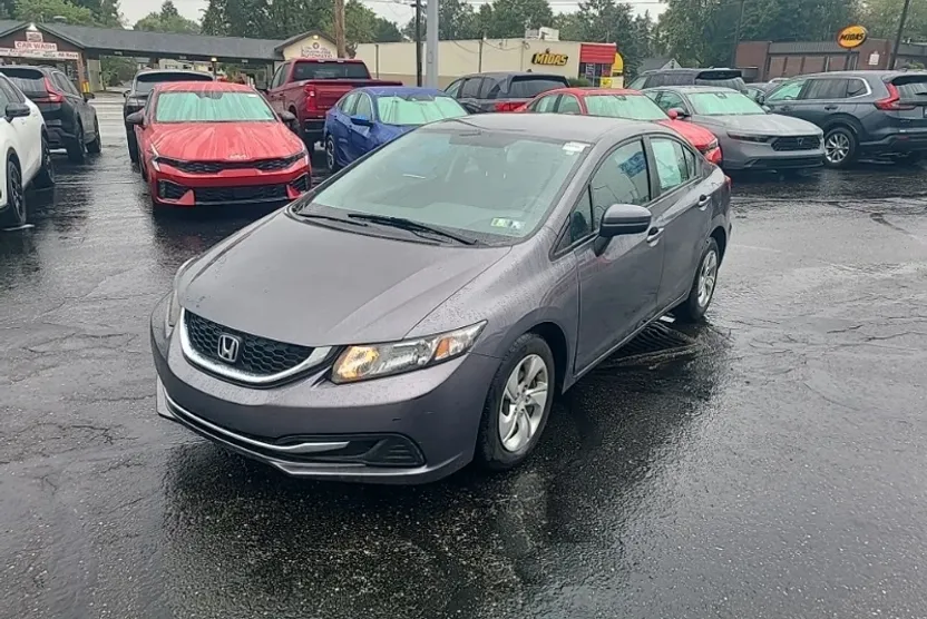 2015 Honda Civic LX photo 1