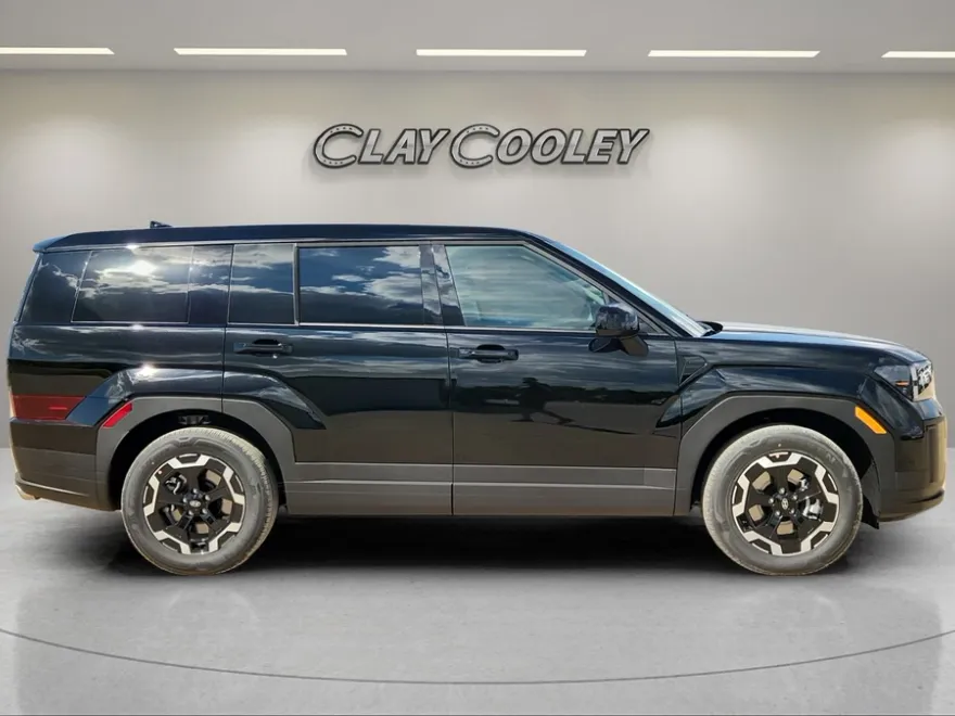 2026 Hyundai Santa Fe SE photo 1