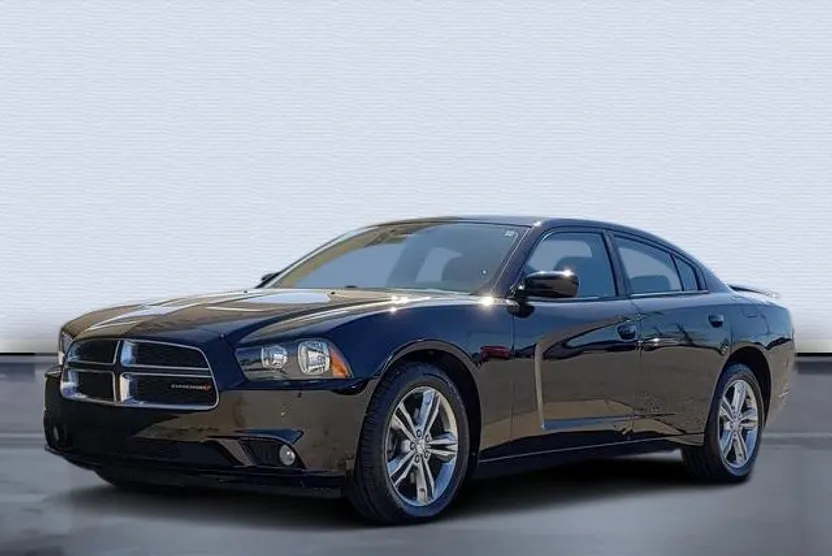 2013 Dodge Charger SXT AWD photo 1