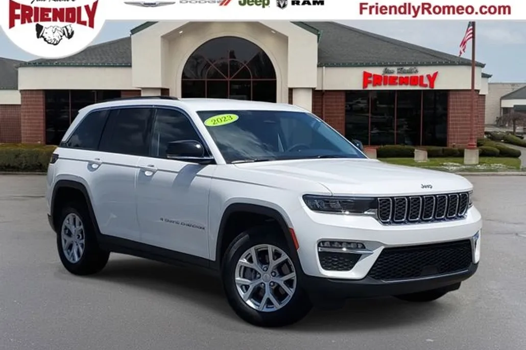 2023 Jeep Grand Cherokee Limited photo 1