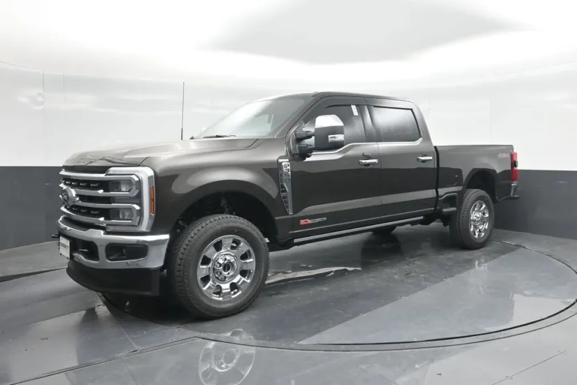 2025 Ford F-350 King Ranch photo 1