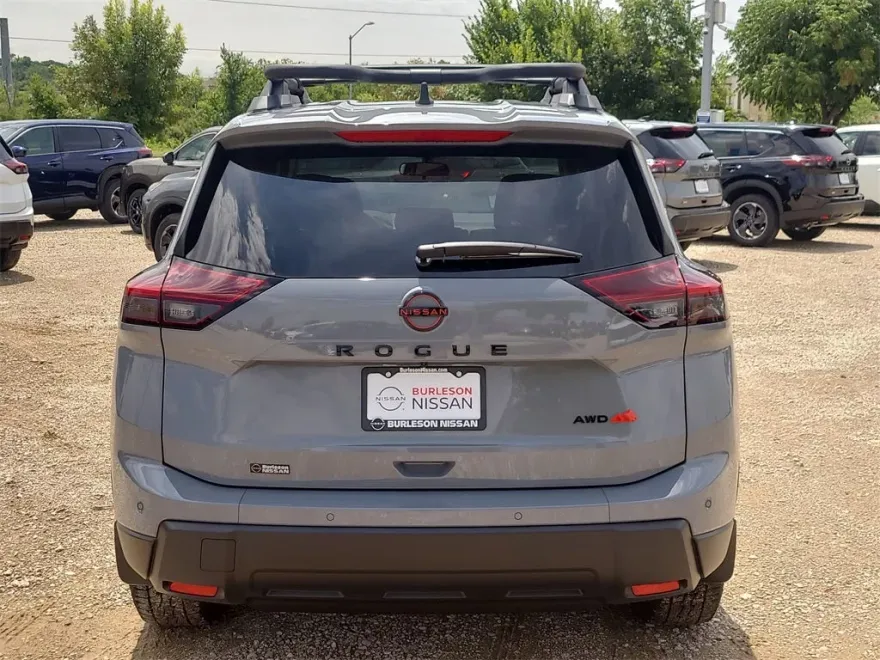 2026 Nissan Rogue SV photo 1