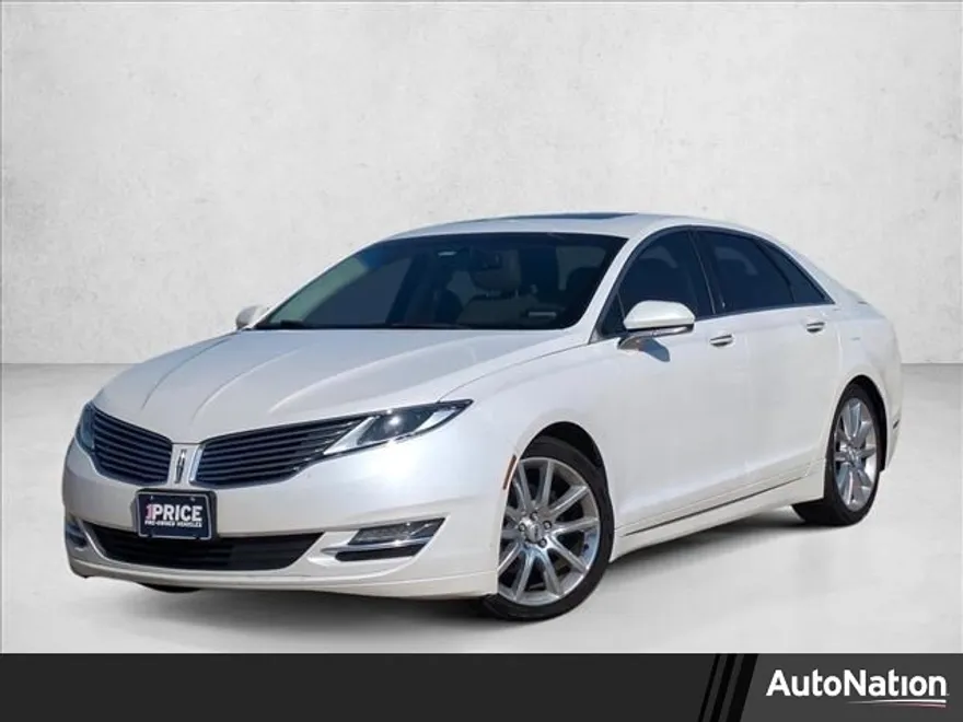 2016 Lincoln MKZ photo 1