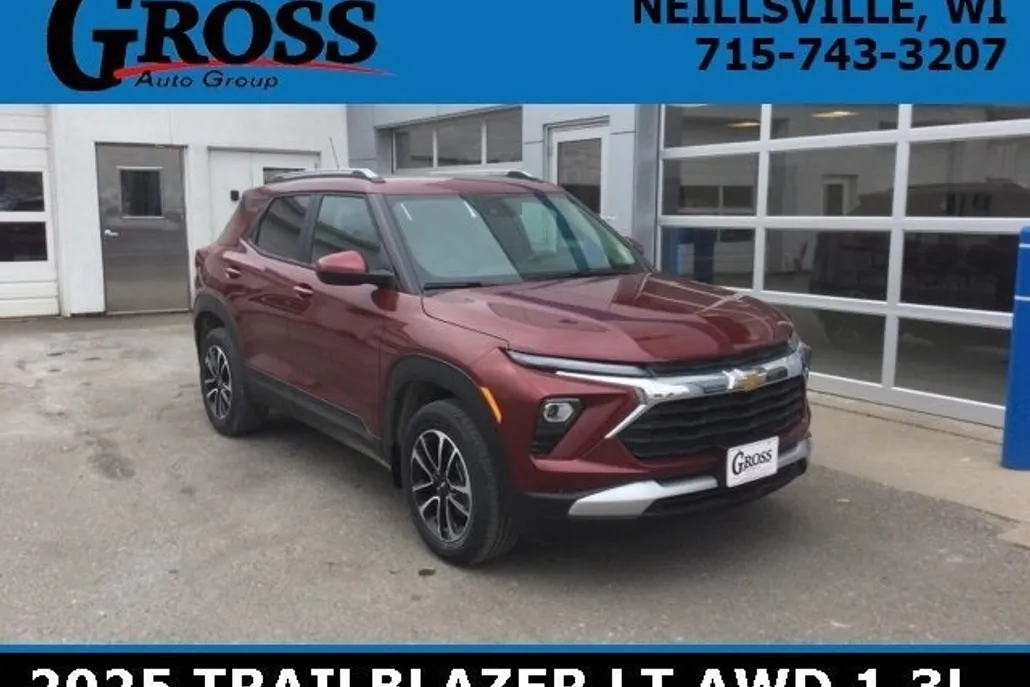 2025 Chevrolet Trailblazer LT photo 1