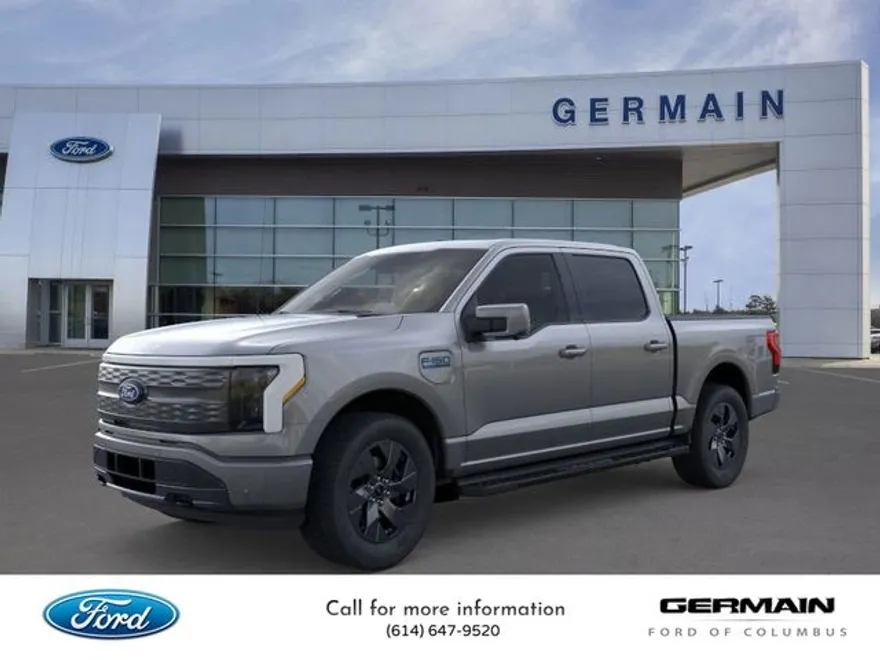 2025 Ford F-150 Lightning Lariat photo 1