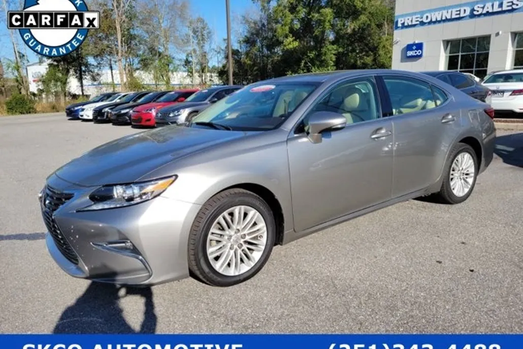 2016 Lexus ES 350 photo 1