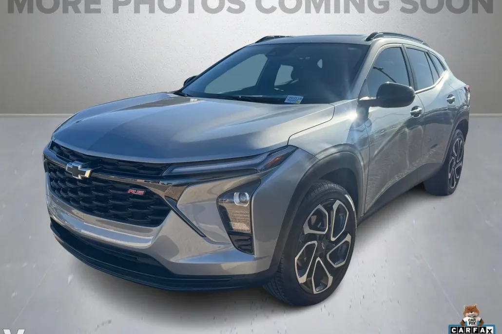 2024 Chevrolet Trax photo 1
