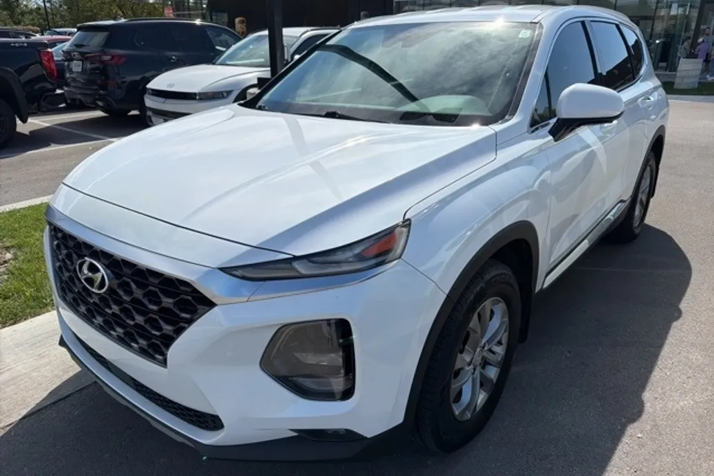 2020 Hyundai Santa Fe SEL photo 1