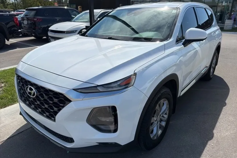 2020 Hyundai Santa Fe SEL photo 1
