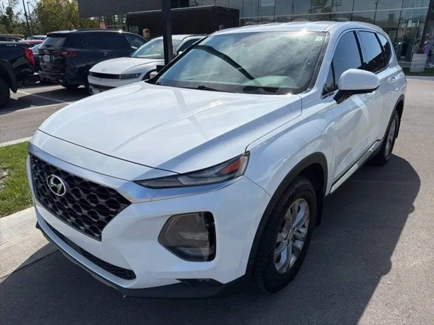 2020 Hyundai Santa Fe SEL photo 1