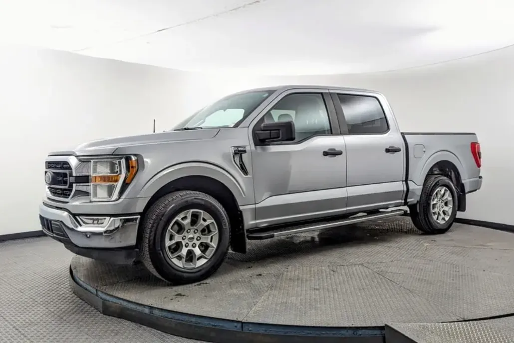 2021 Ford F-150 XLT photo 1