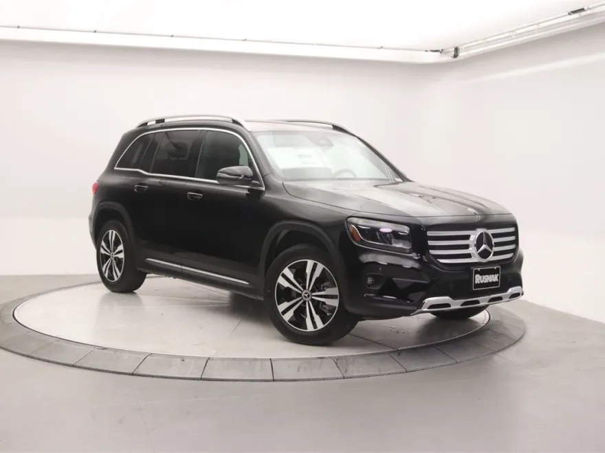 2025 Mercedes Benz GLB 250 photo 1