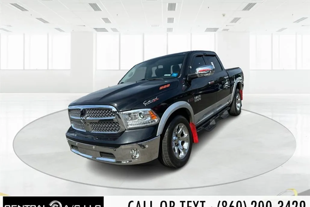 2018 Ram 1500 Laramie photo 1