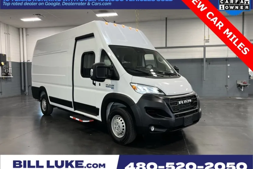 2024 Ram 3500 photo 1