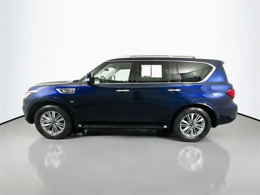 2020 Infiniti QX80 Luxe photo 1