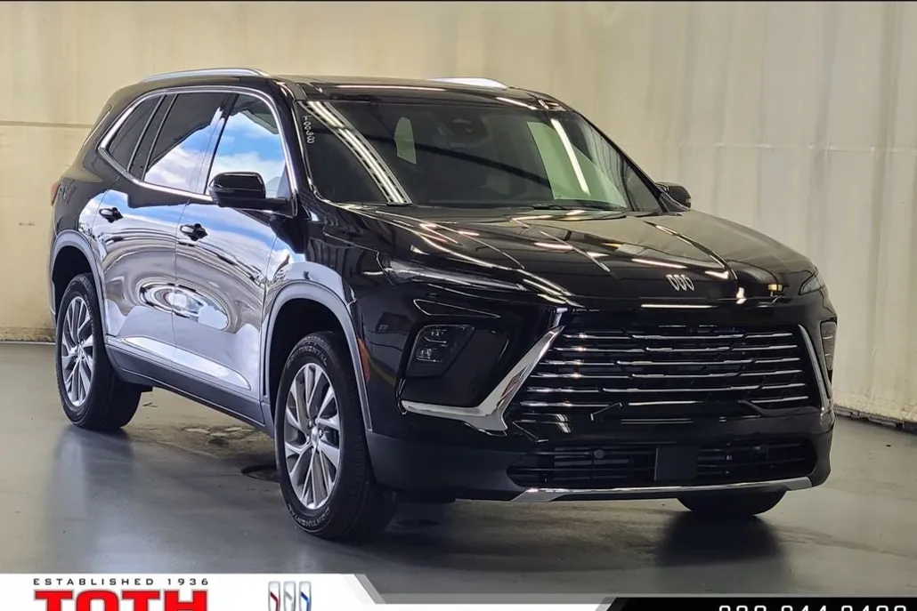 2026 Buick Enclave Preferred photo 1