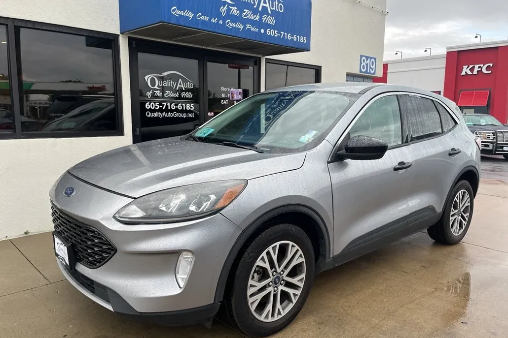 2022 Ford Escape SEL photo 1
