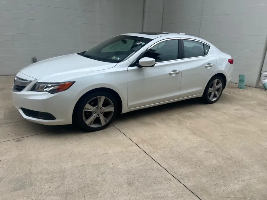 2015 Acura ILX 2.0L photo 1