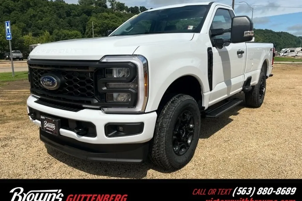 2025 Ford F-350 XL photo 1