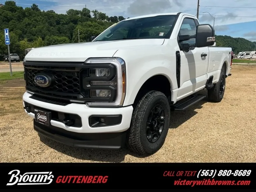 2025 Ford F-350 XL photo 1