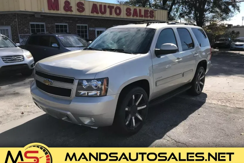2013 Chevrolet Tahoe LT photo 1