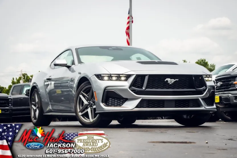 2025 Ford Mustang GT Premium photo 1
