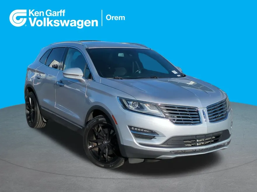 2017 Lincoln MKC Reserve photo 1