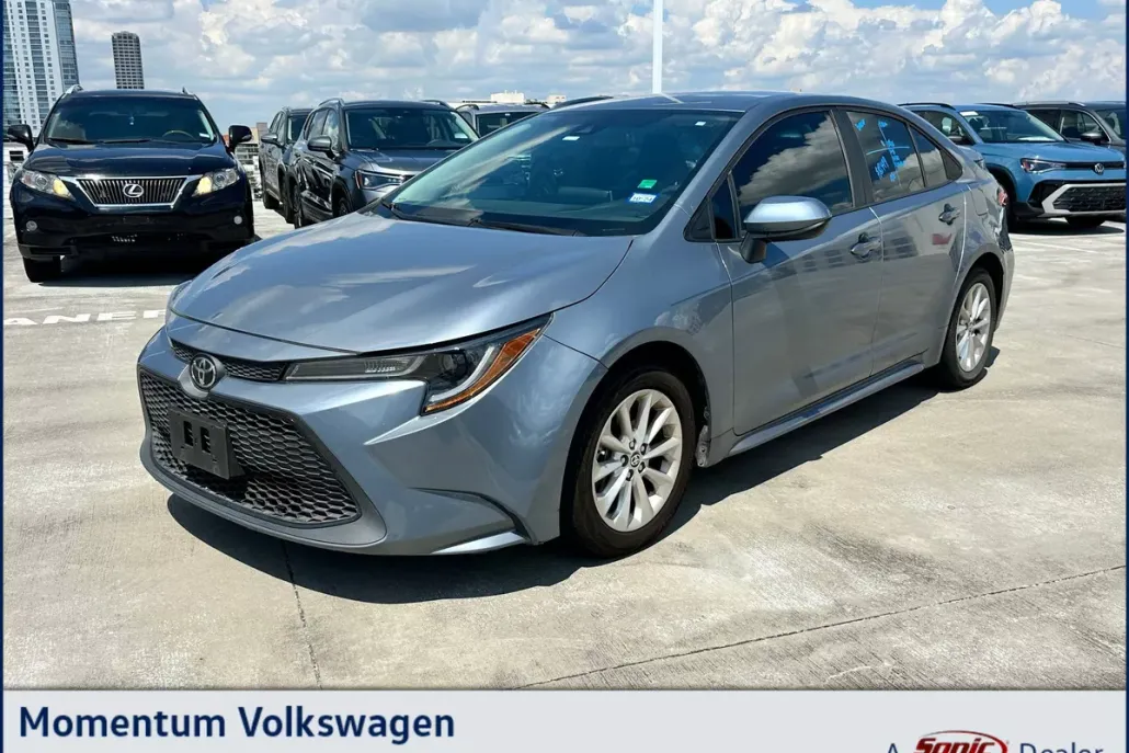 2021 Toyota Corolla LE Premium photo 1