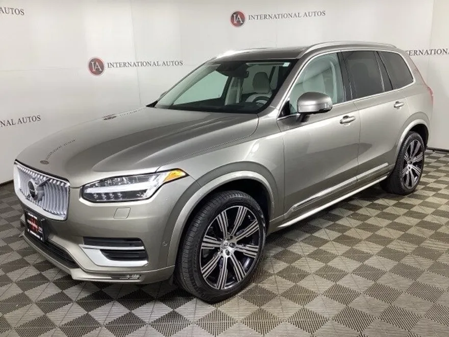 2022 Volvo XC90 T6 Inscription photo 1