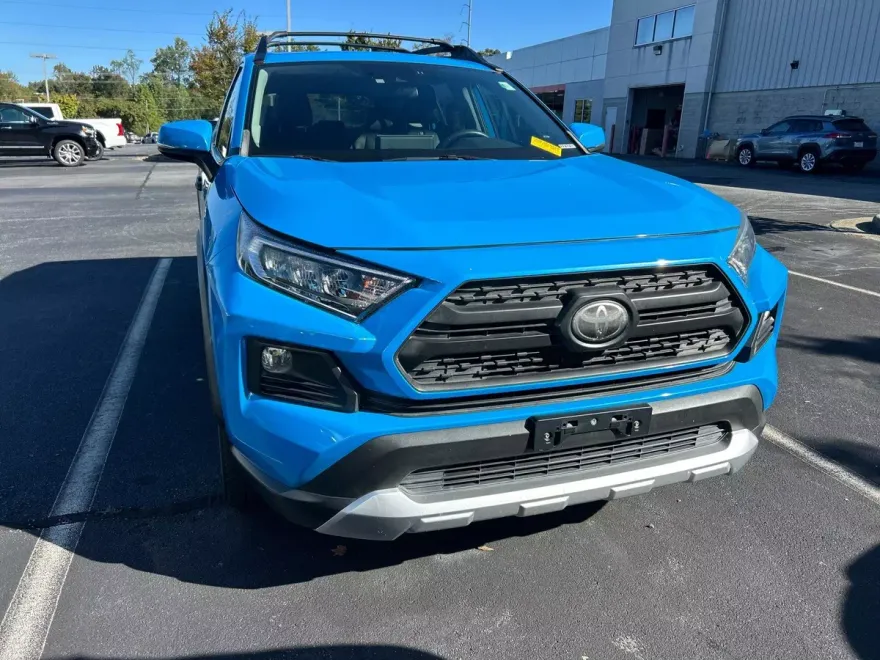 2019 Toyota RAV4 Adventure photo 1
