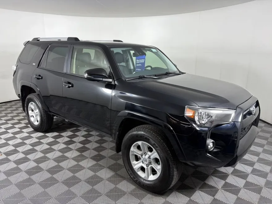 2024 Toyota 4Runner SR5 Premium photo 1