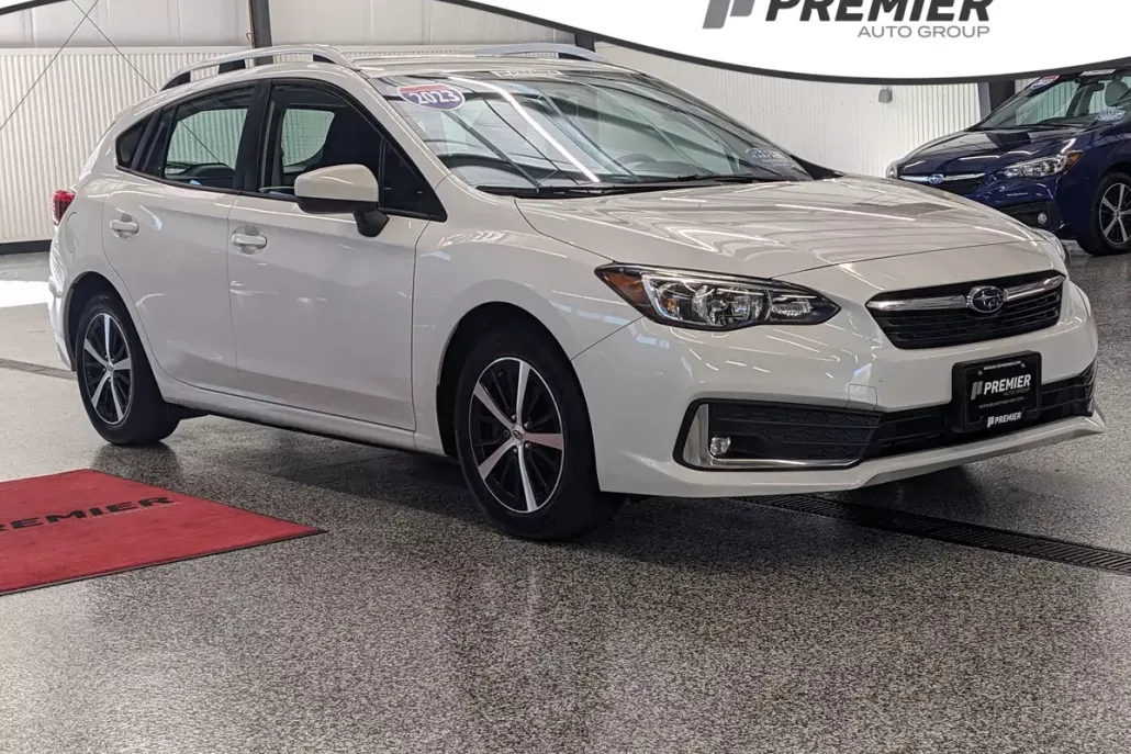 2023 Subaru Impreza Premium photo 1