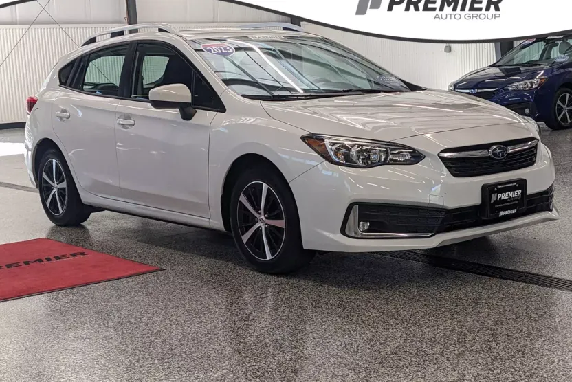 2023 Subaru Impreza Premium photo 1