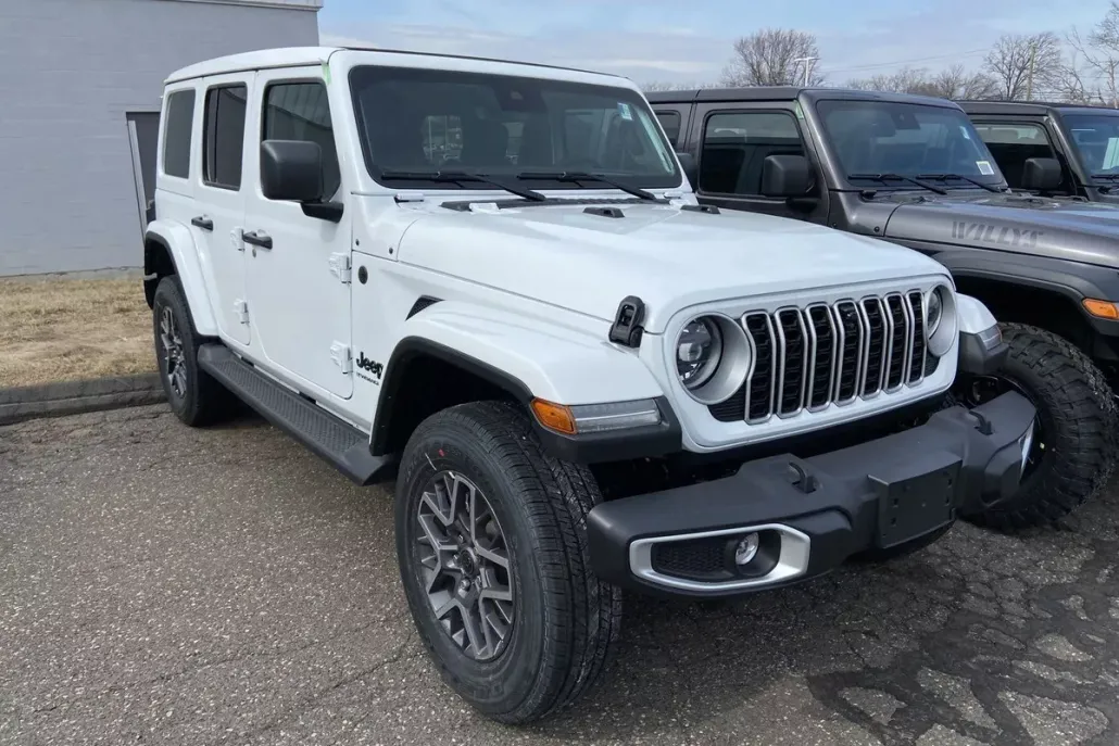 2025 Jeep Wrangler Sahara photo 1