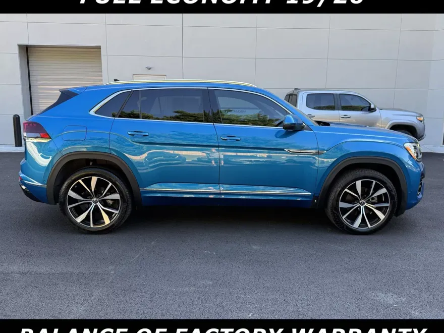 2024 Volkswagen Atlas Cross Sport SEL Premium R-Line photo 1