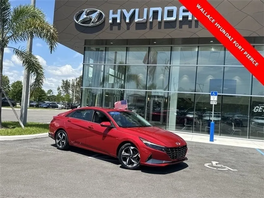 2023 Hyundai Elantra Limited photo 1