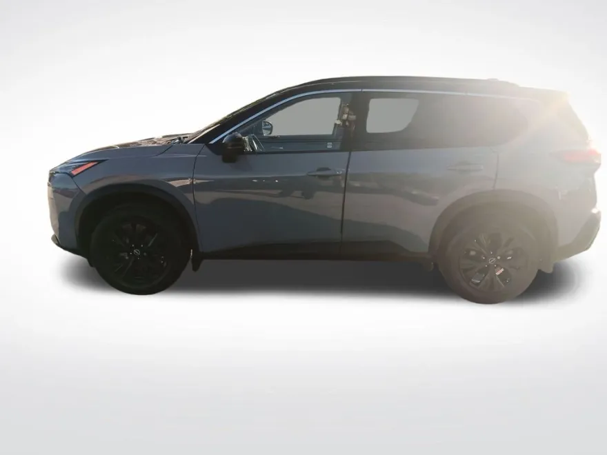 2023 Nissan Rogue SV photo 1