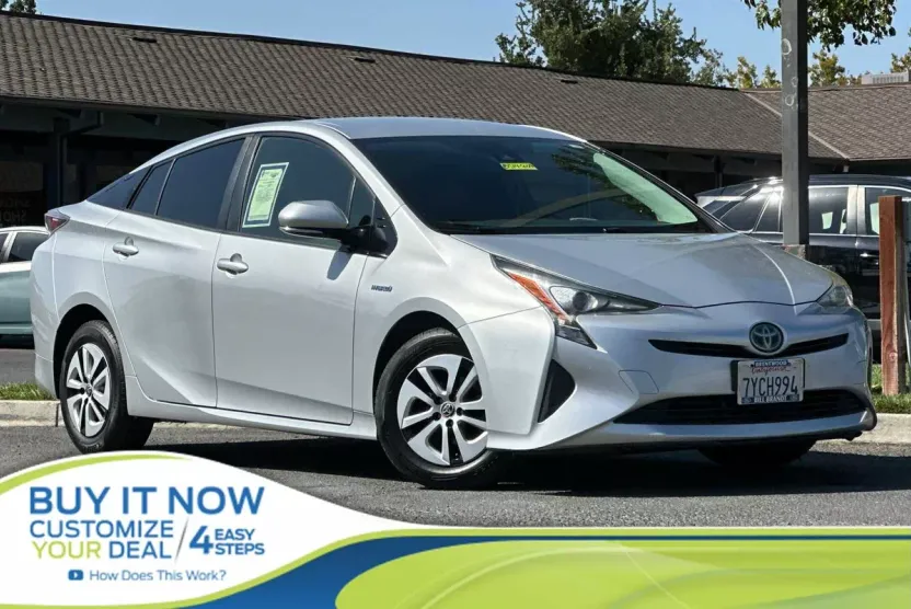 2017 Toyota Prius Two Eco Three Four Touring photo 1