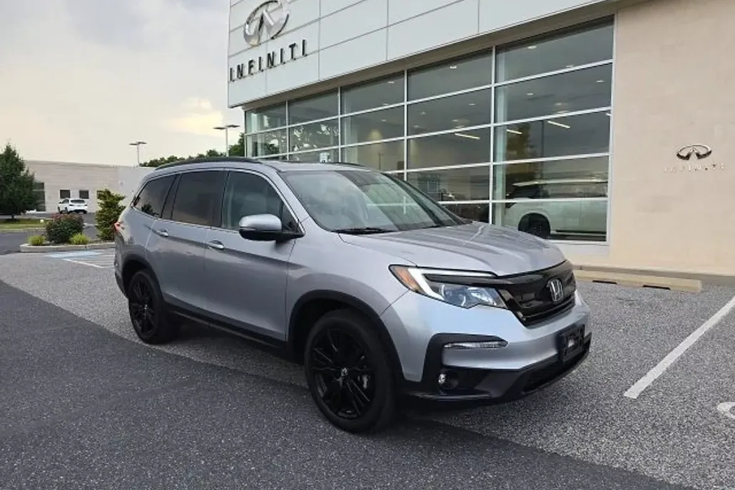 2022 Honda Pilot Special Edition photo 1