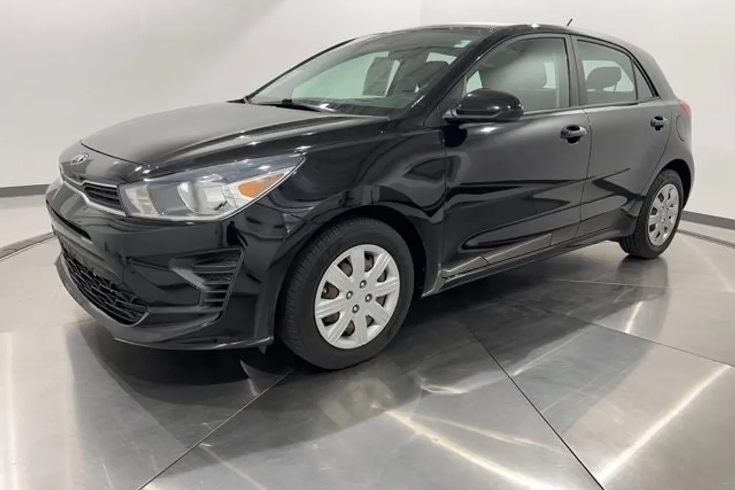 2021 Kia Rio S photo 1
