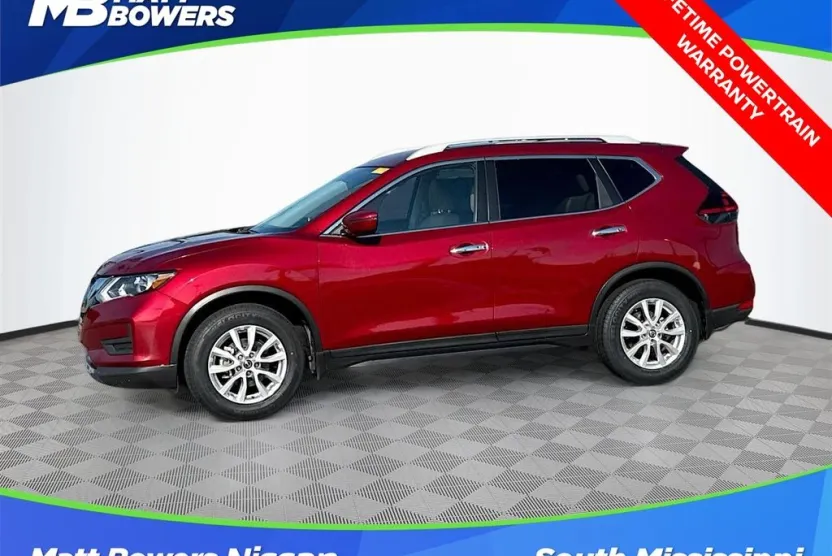 2018 Nissan Rogue SV photo 1