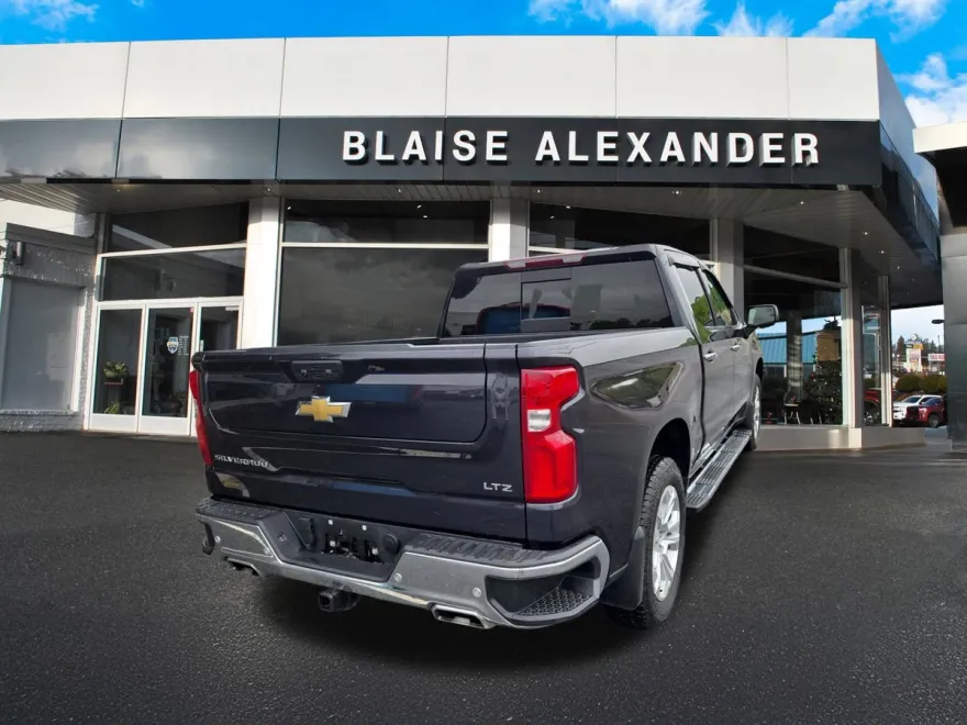 2024 Chevrolet Silverado 1500 LTZ photo 1