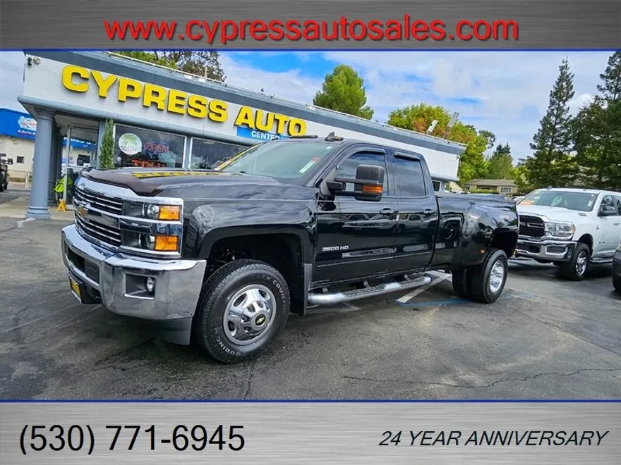 2016 Chevrolet Silverado 3500HD LT photo 1