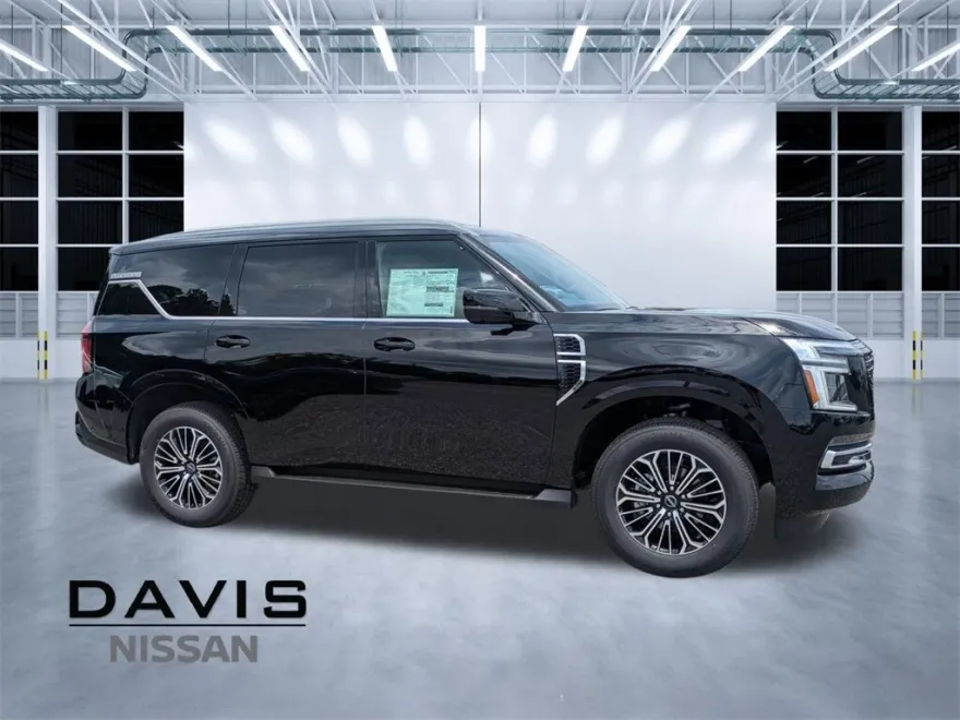 2025 Nissan Armada SL photo 1