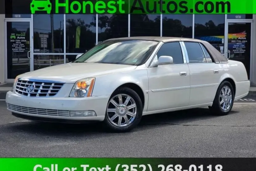2008 Cadillac DTS photo 1
