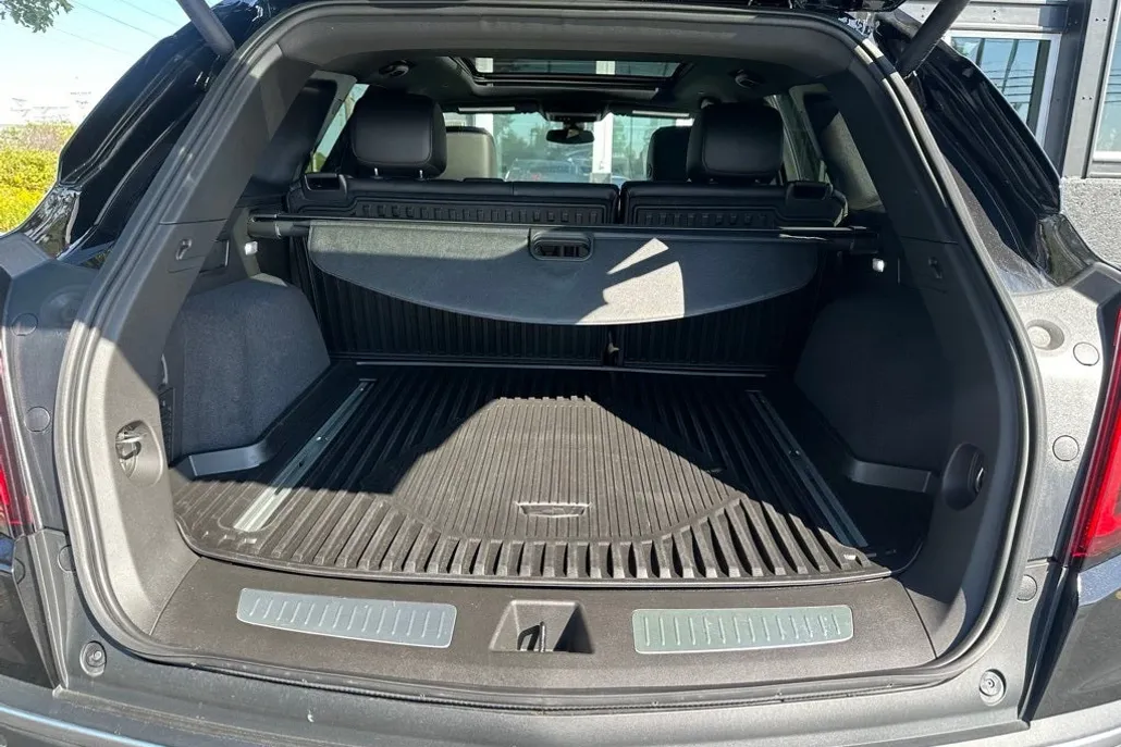 2025 Cadillac XT5 Premium Luxury photo 1